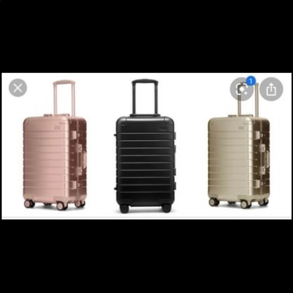 ❌S O L D❌Away: The Carry On w/ Battery Luggage NEW - Picture 4 of 4
